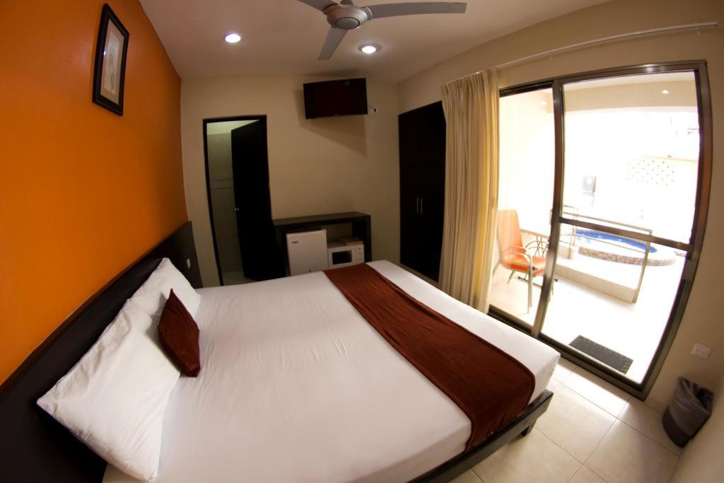Hotel & Suites Domani Progreso (Yucatan) Exterior foto