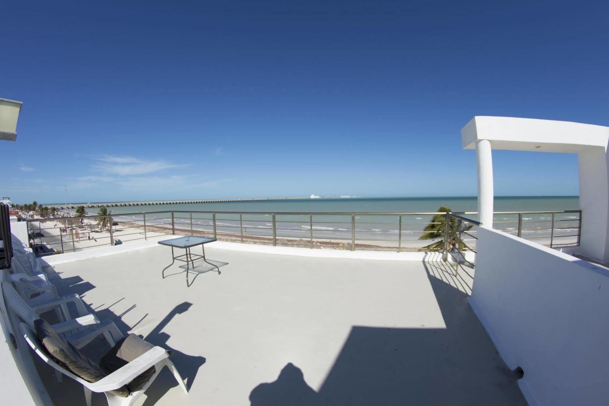 Hotel & Suites Domani Progreso (Yucatan) Exterior foto